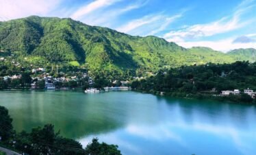 The Lake Tour – 3 Days & 2 Nights